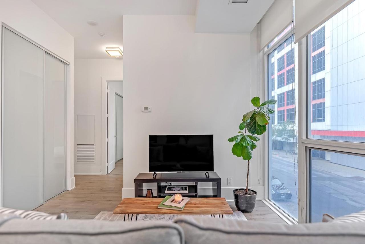 2Br 2Bth Apt-Rogers Center-Cn Tower-Free Parking Apartman Toronto Kültér fotó