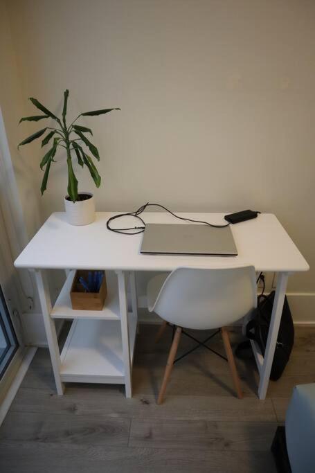 2Br 2Bth Apt-Rogers Center-Cn Tower-Free Parking Apartman Toronto Kültér fotó